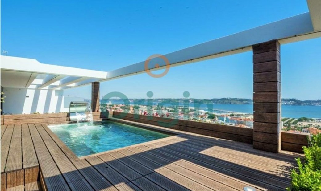Photo inspiration: Fresh Look at T4 Penthouse Apartment With River View And Private In Algés