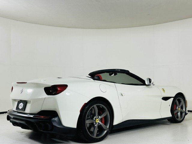 Cabriolet in Scottsdale 4 - 13924851