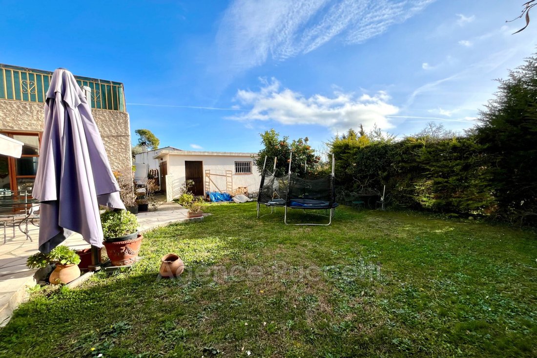 Villa in Notre Dame, Vence, France 3 - 15080970