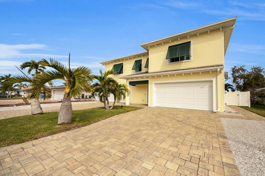 House in St. Pete Beach, Florida, United States 4 - 15084227
