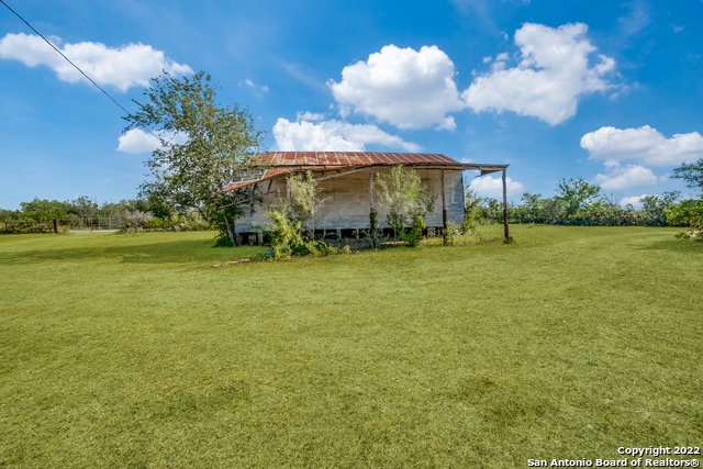 Farm Ranch in Kenedy, Texas, United States 4 - 14336637
