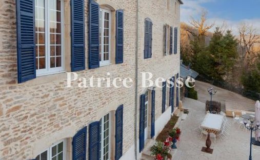 Château Avallon 1500.0 Sqm 25 Bedrooms