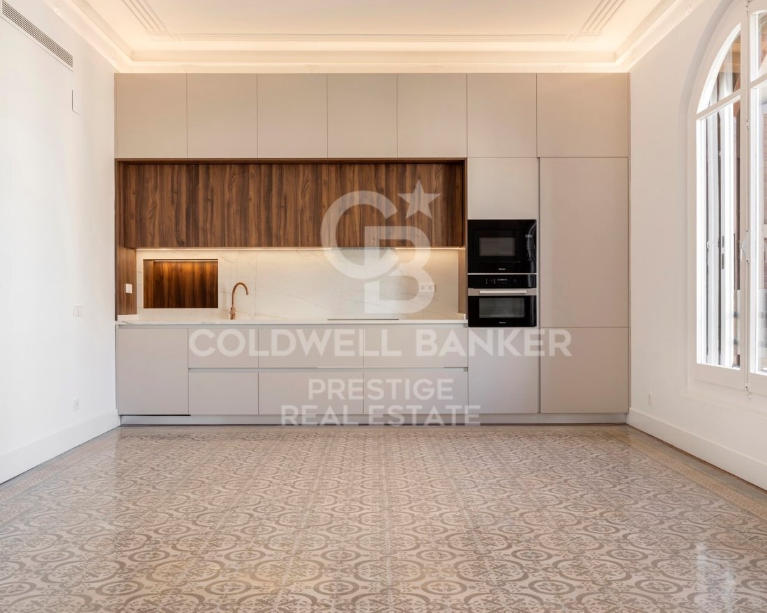 Apartment in Eixample, Barcelona, Spain 4 - 14909430