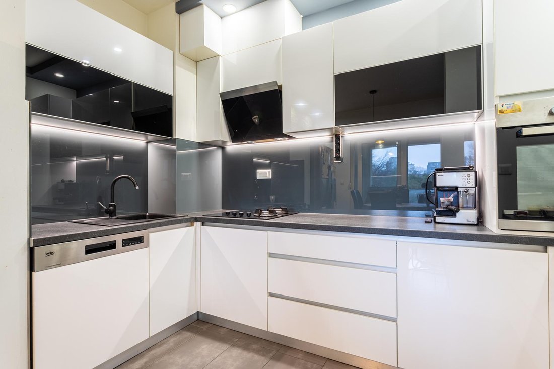 Apartment in Znjan, Split, Split-Dalmatia County 5 - 15085829