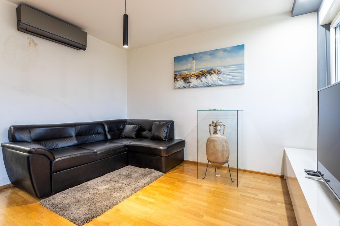 Apartment in Znjan, Split, Split-Dalmatia County 4 - 15085829