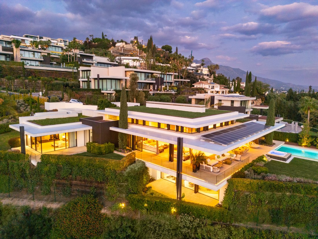 Villa in Marbella, Andalusia, Spain 1 - 15083873