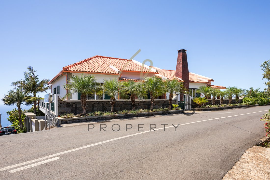 Villa in Faja da Ovelha, Madeira, Portugal 1 - 15083983