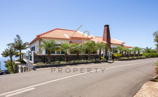 Villa in Faja Da Ovelha, Madeira, Portugal 1