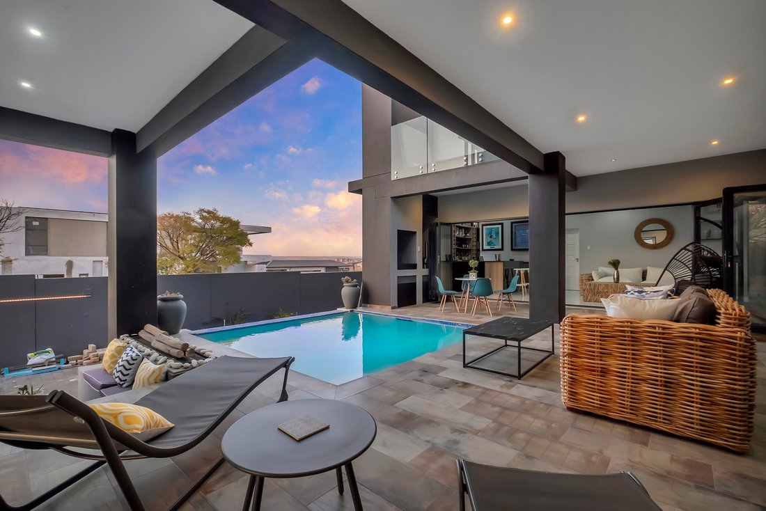House in Riverglen, Gauteng, South Africa 5 - 15085780