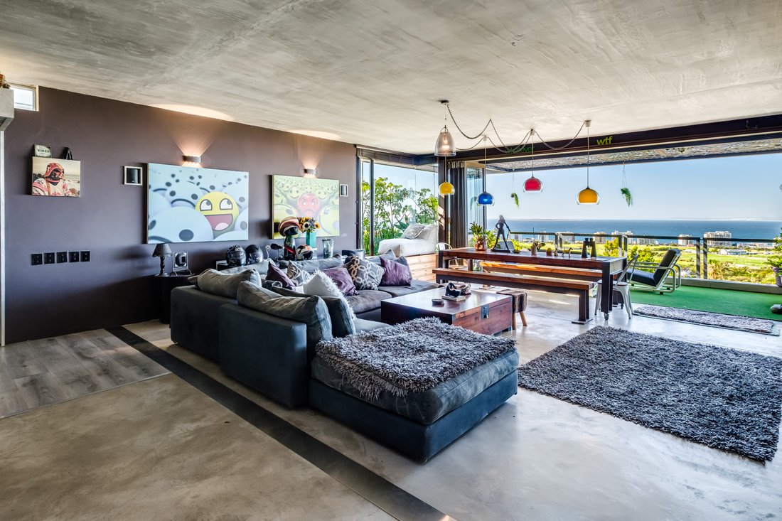 House in Signal Hill, Cape Town, Western Cape 2 - 15086091