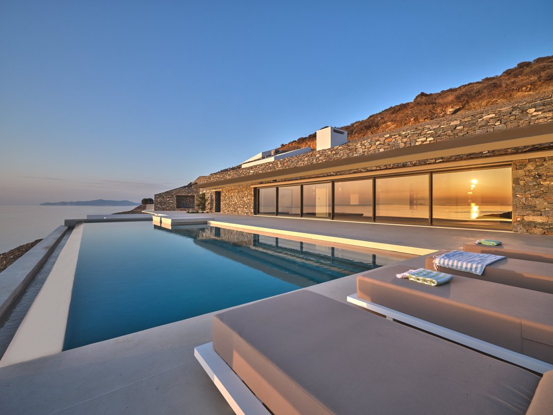 House in Syros, Aegean, Greece 1 - 15086081