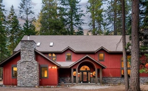 House in Mount Shasta, California, United States 1