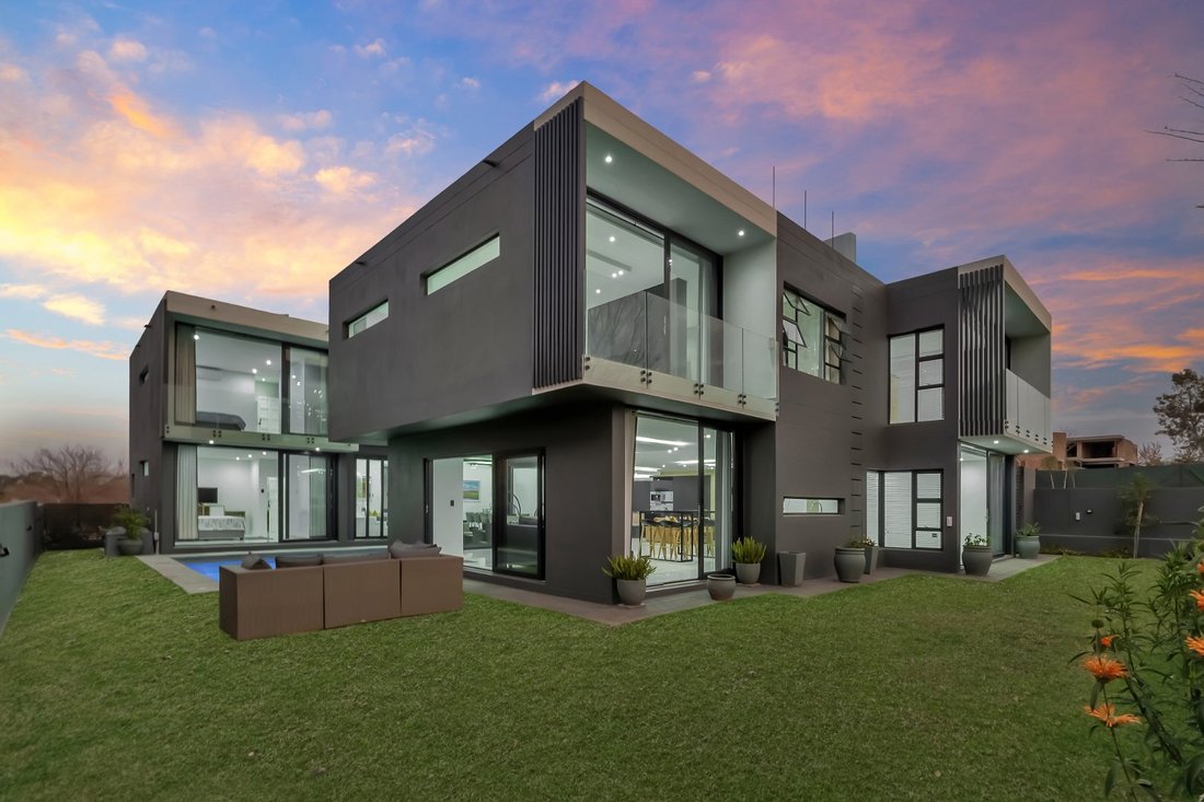 House in Midrand, Gauteng, South Africa 3 - 15086156