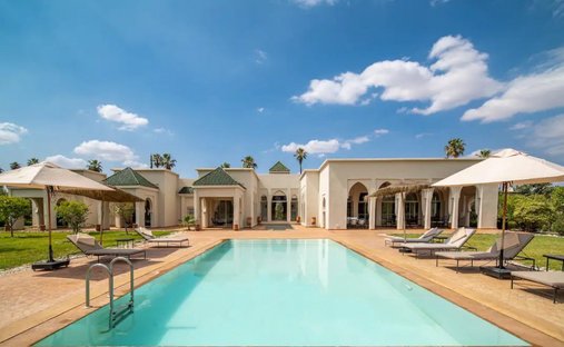 Villa in Sidi Abdallah Ghiat, Marrakesh-Safi, Morocco 1