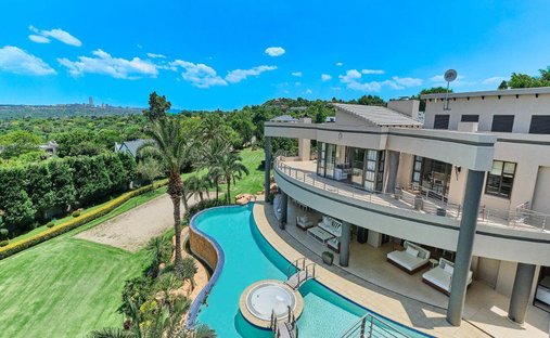 Haus in Bryanston, Gauteng, Südafrika 1