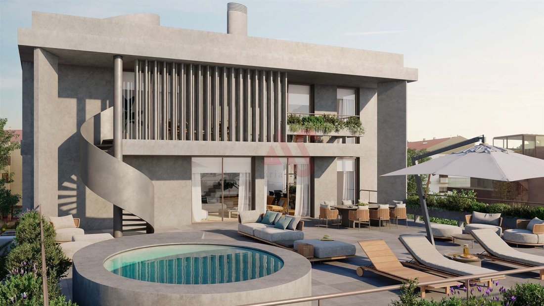Apartment in Lordelo do Ouro e Massarelos, Porto District, Portugal 1 - 15088710
