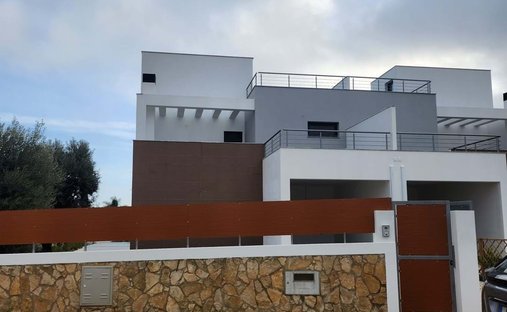 Villa in Armacao de Pera, Algarve, Portugal 1