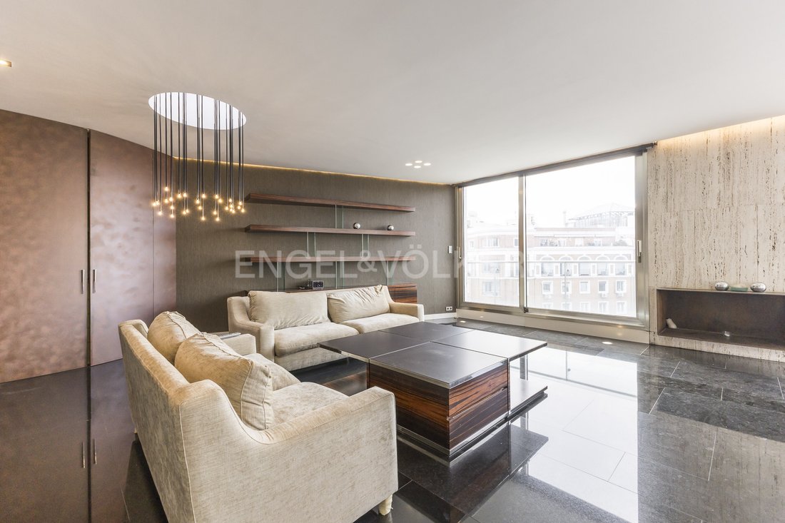 Penthouse Singapore - Barrio Penthouse Apartments