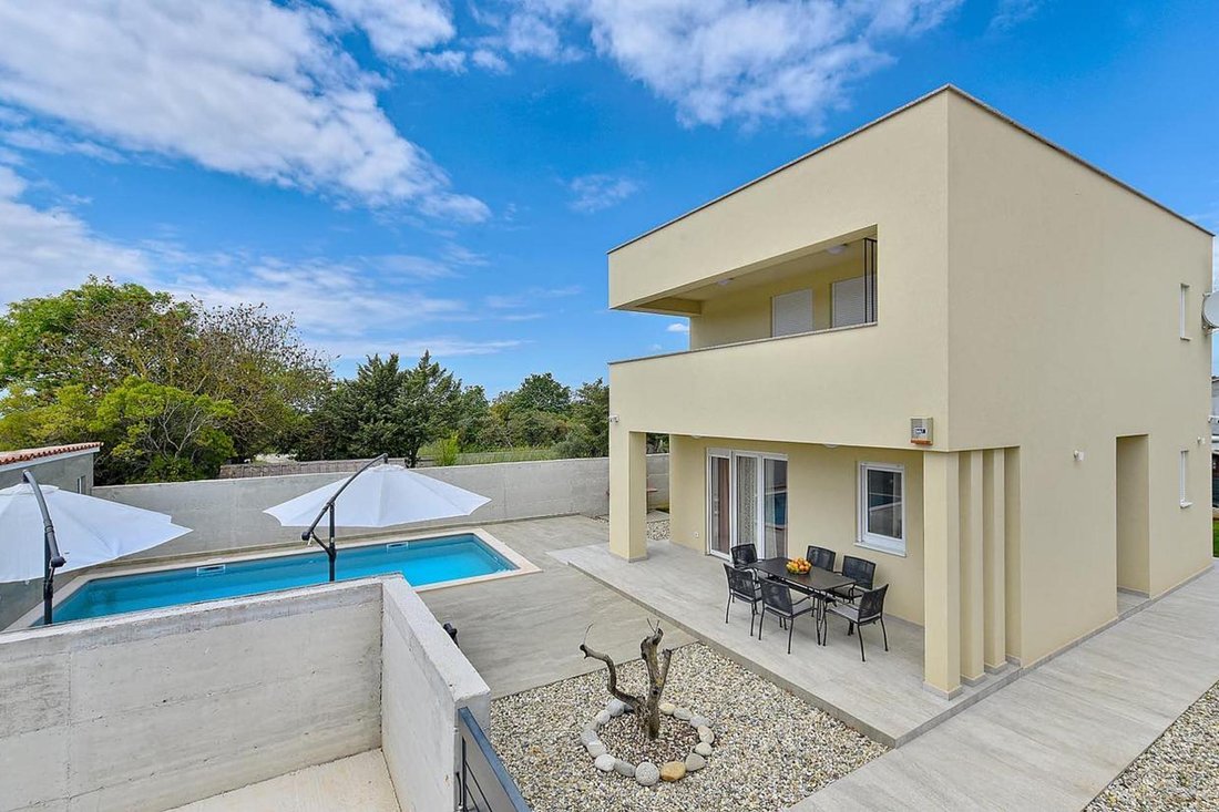 Villa in Peroj, Istria County, Croatia 1 - 15088667