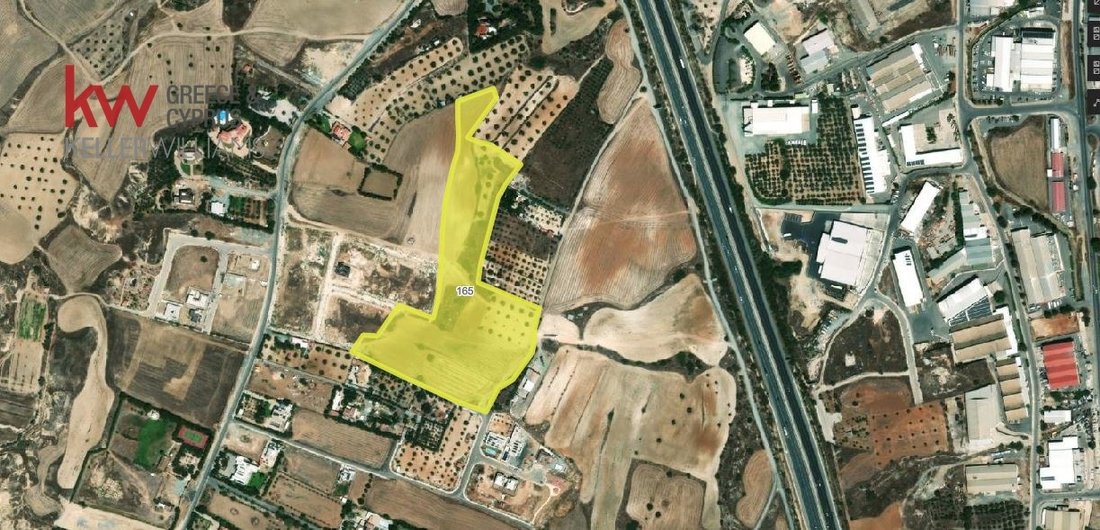 Land in Latsia, Nicosia, Cyprus 1 - 15086615