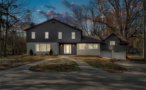 House in Willoughby Hills, Ohio, United States 1