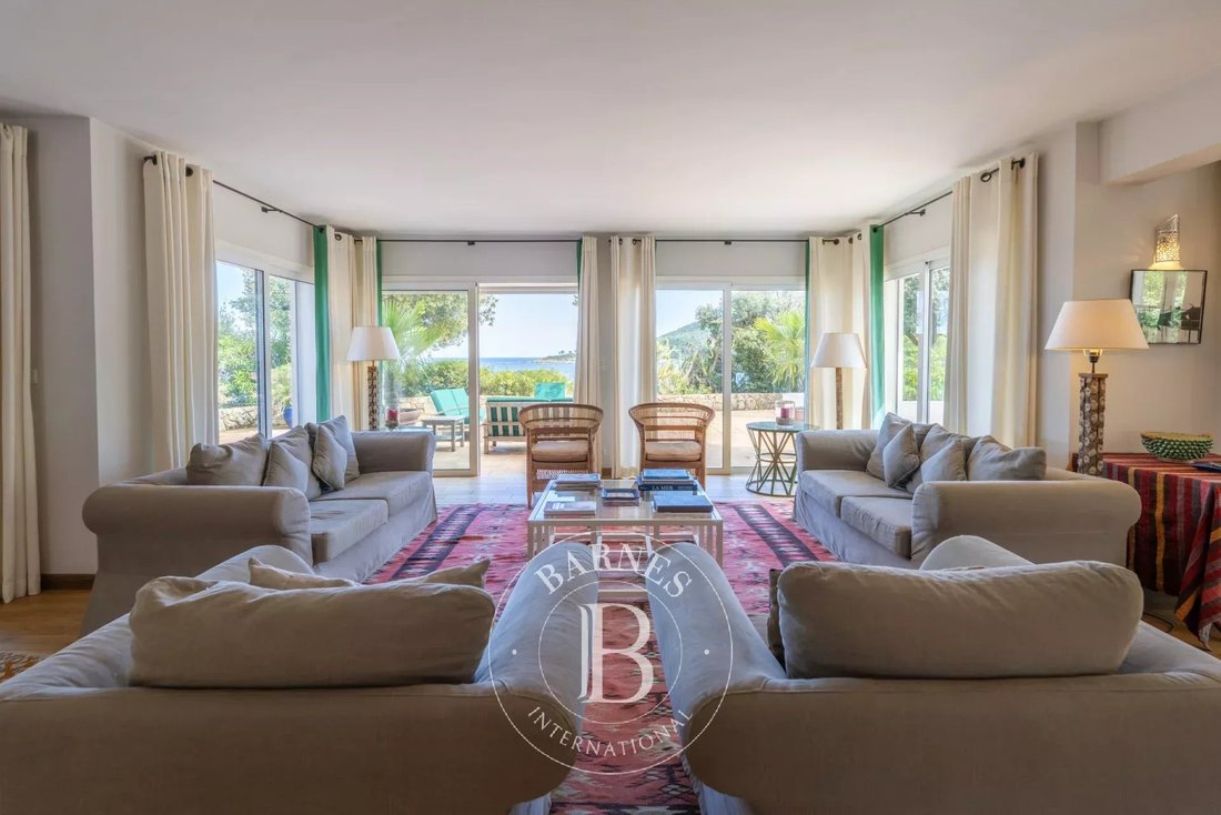 Villa in Sari-Solenzara, Corsica, France 2 - 15088085