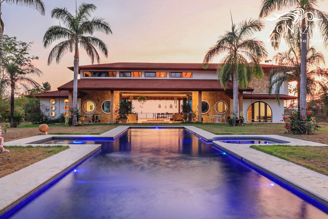 Estate in Santa Teresa, Puntarenas Province, Costa Rica 2 - 15086776