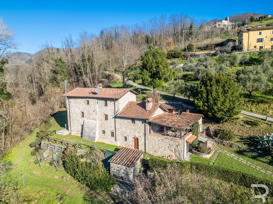 Farm Ranch in Fosciandora, Toskana, Italien 2 - 15089037
