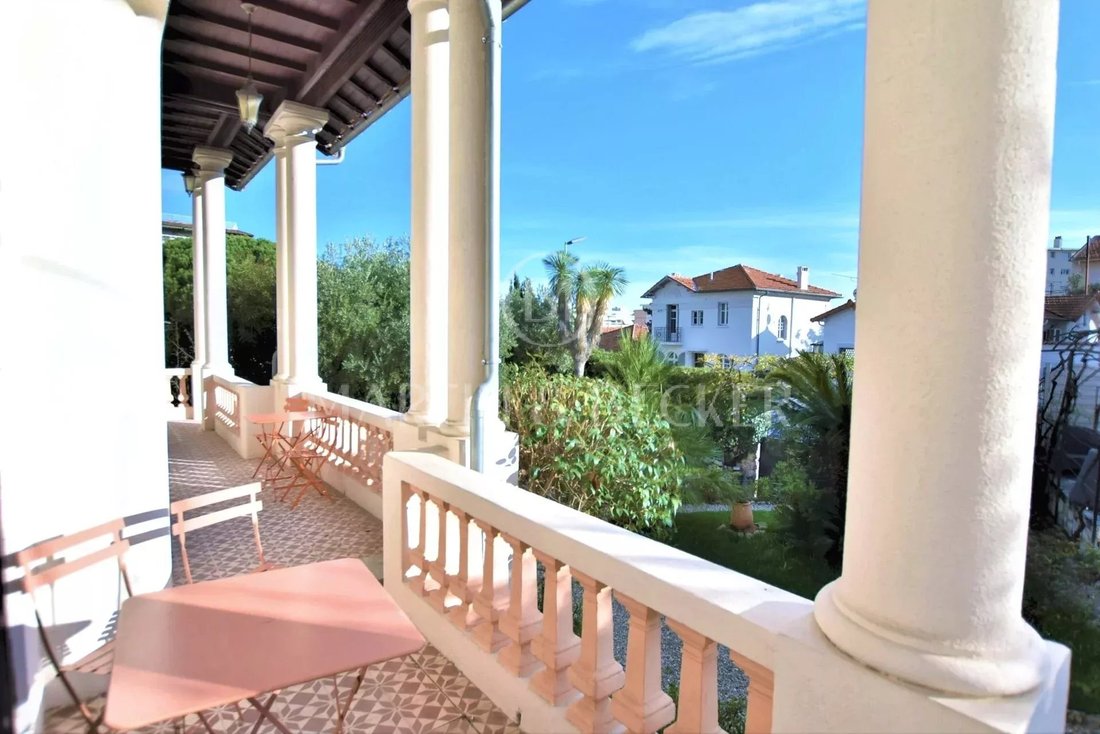House in Vallergues, Cannes, France 4 - 15090934