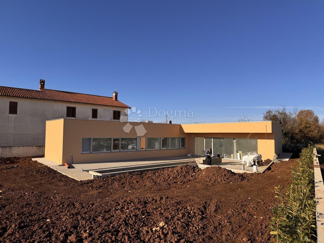 House in Zminj, Istria County, Croatia 1 - 15091577