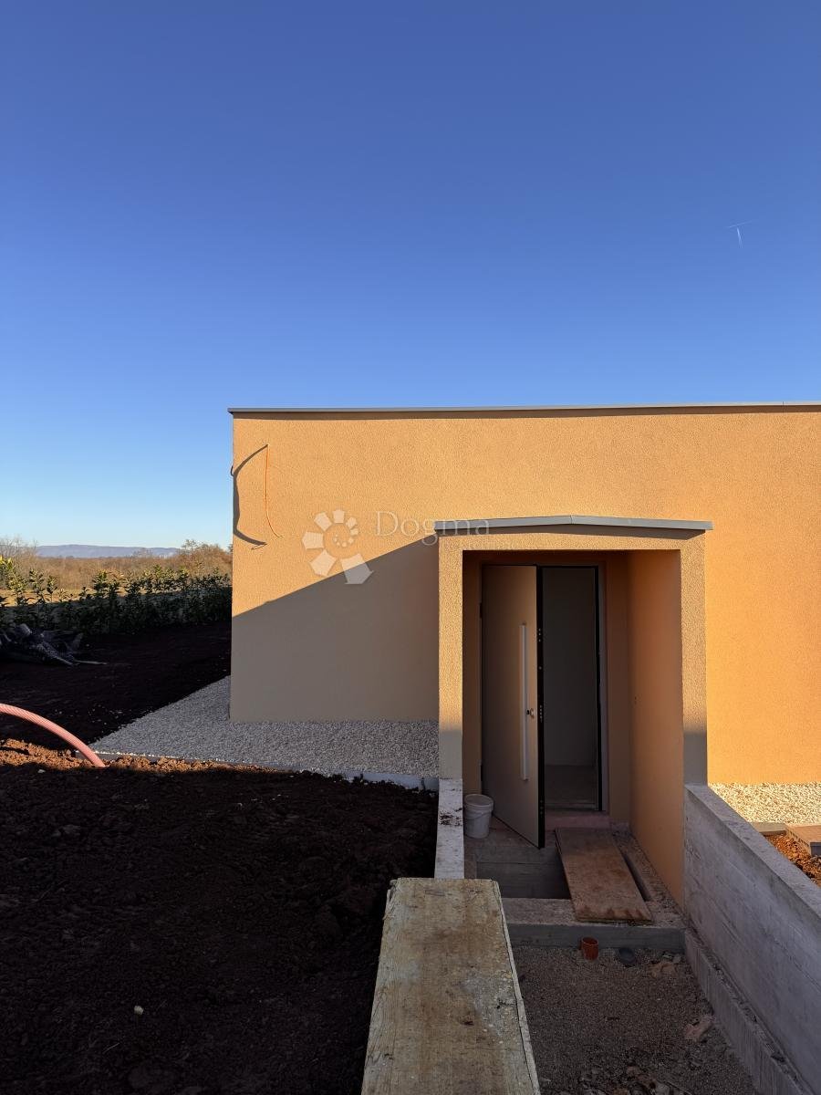 House in Zminj, Istria County, Croatia 4 - 15091577