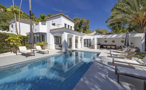 Villa à Estepona, Andalousie, Espagne 1
