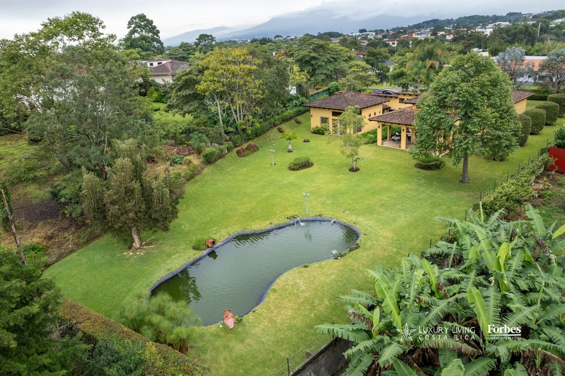 House in Granadilla, San José Province, Costa Rica 1 - 15091298
