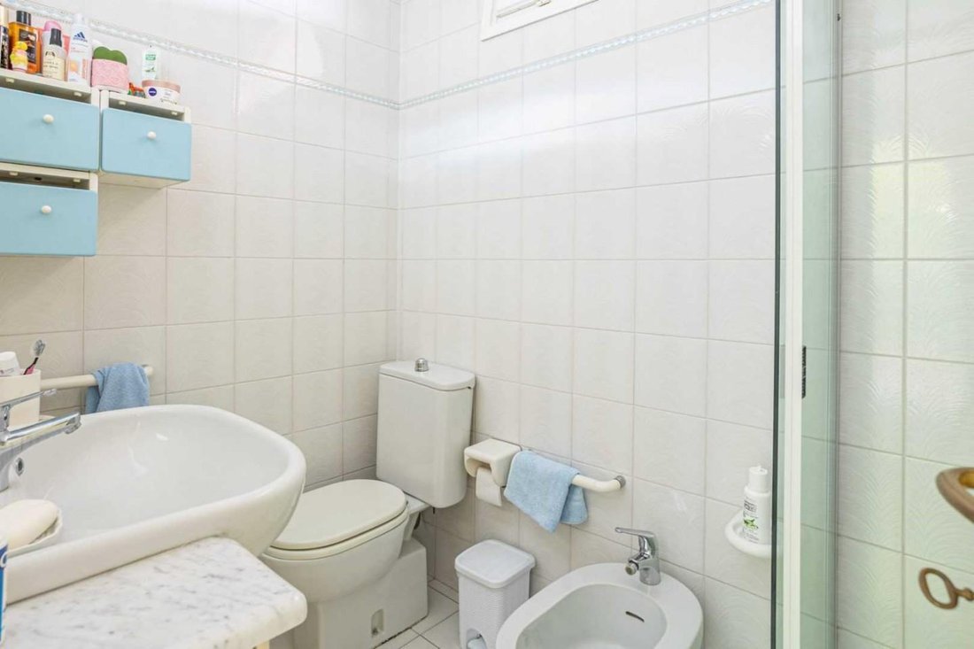 Villa in Perticata-Bonascola-Nazzano, Marina di Carrara, Tuscany 2 - 15091786