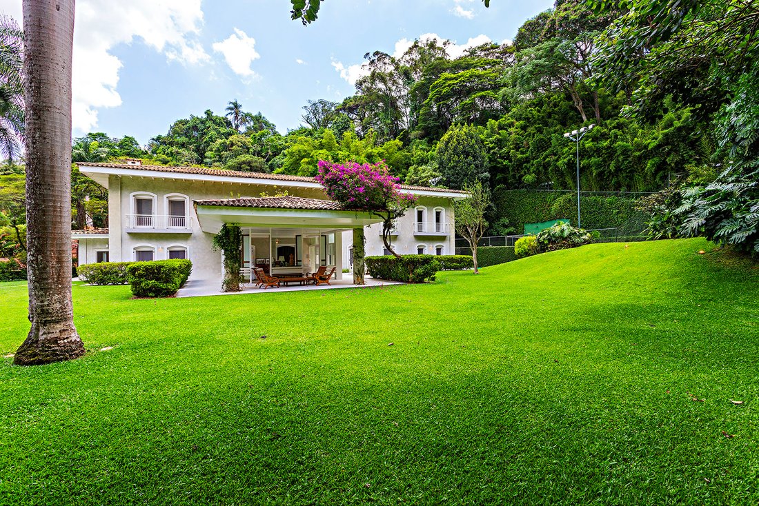 House in São Paulo, State of São Paulo, Brazil 4 - 15090252