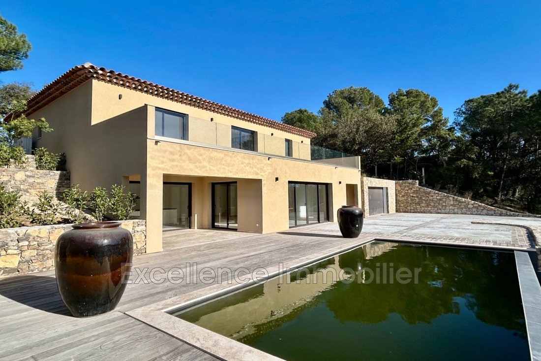 Villa in Le Plan-de-la-Tour, Provence-Alpes-Côte d'Azur, France 2 - 15090725
