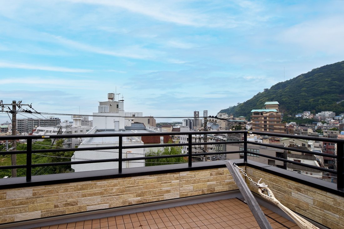 House in Atami, Shizuoka, Japan 1 - 15092279