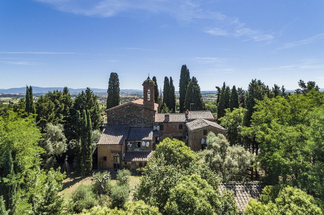 Casa en Torrita di Siena, Toscana, Italia 1 - 15093528