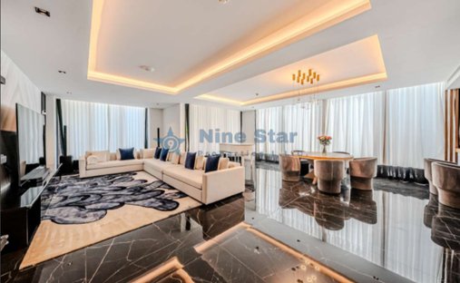 Villa in Dubai, United Arab Emirates 1