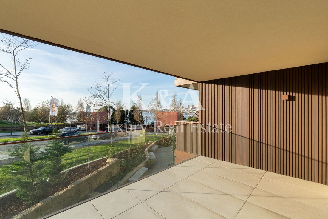 Apartment in Santa Marinha e Sao Pedro da Afurada, Porto District, Portugal 1 - 15095680