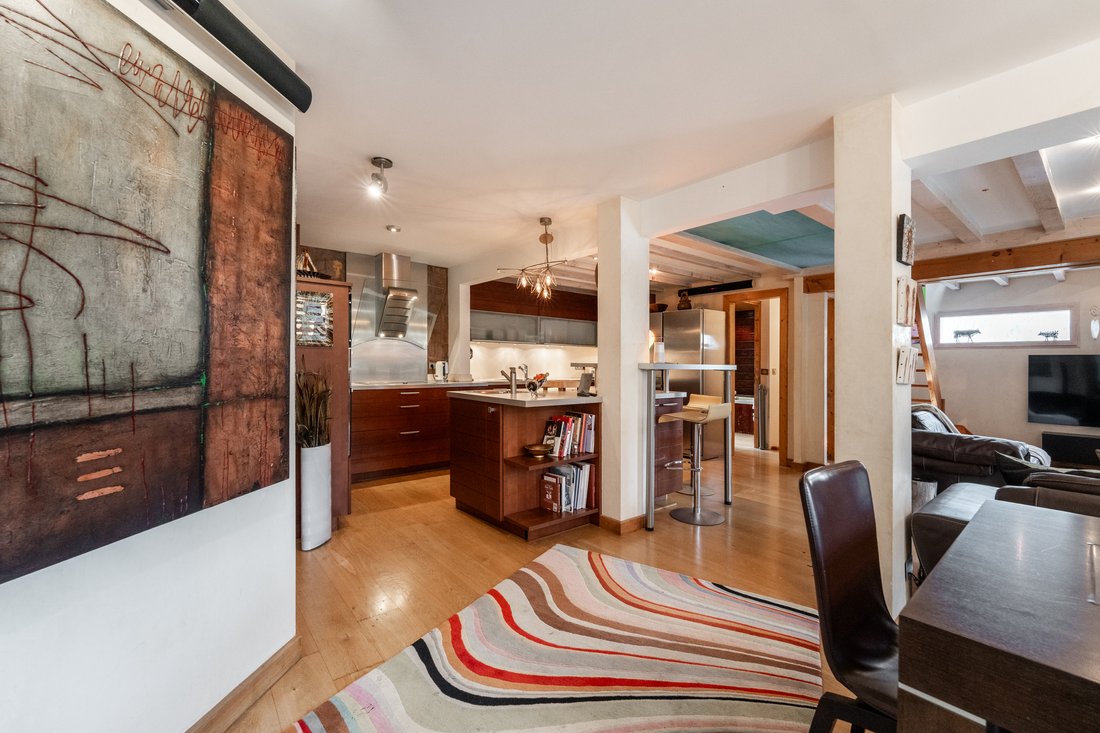 Chalet in Les Houches, Auvergne-Rhône-Alpes, France 1 - 15093791