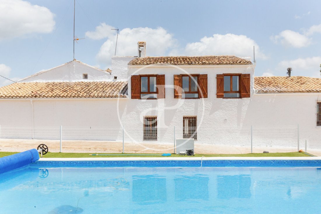 Country House in Utiel, Valencian Community, Spain 1 - 15095323