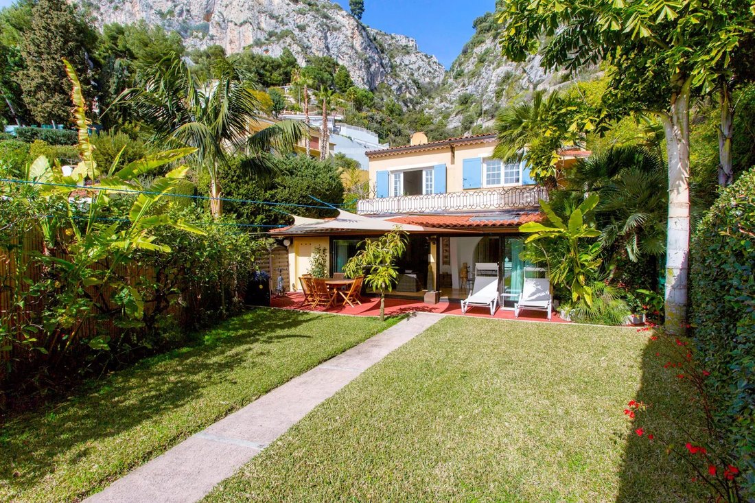 Villa in Èze, Provence-Alpes-Côte d'Azur, France 2 - 12216550