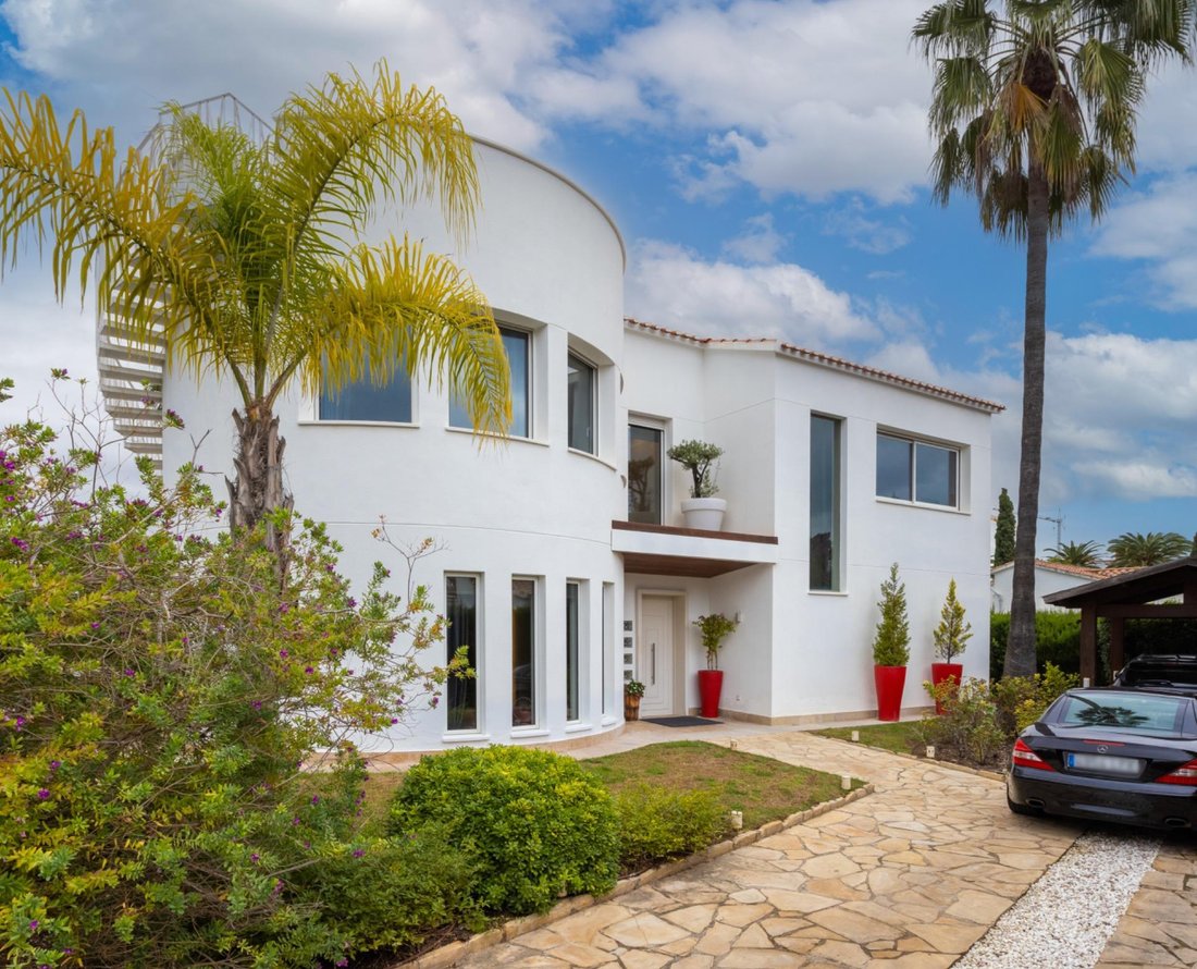 Villa in Cambrils, Catalonia, Spain 1 - 15095554