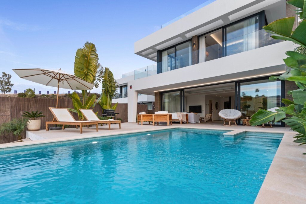 Villa in Estepona, Andalusia, Spain 1 - 15095970