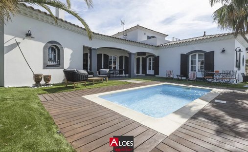 Casa en Centre Ville, Aigues-Mortes, Francia 1