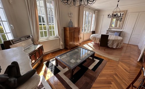 House in ZAC-Centre Ville, Dives-sur-Mer, France 1
