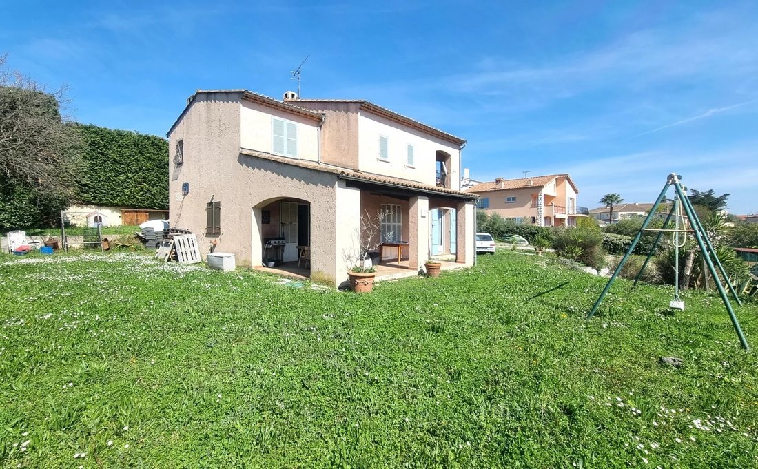House in Village, Villeneuve-Loubet, France 4 - 14437920