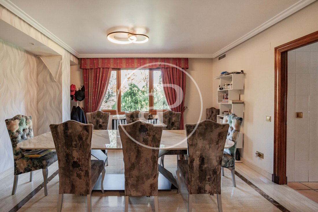 Villa in Pozuelo de Alarcon, Comunidad de Madrid, Spain 5 - 15095287