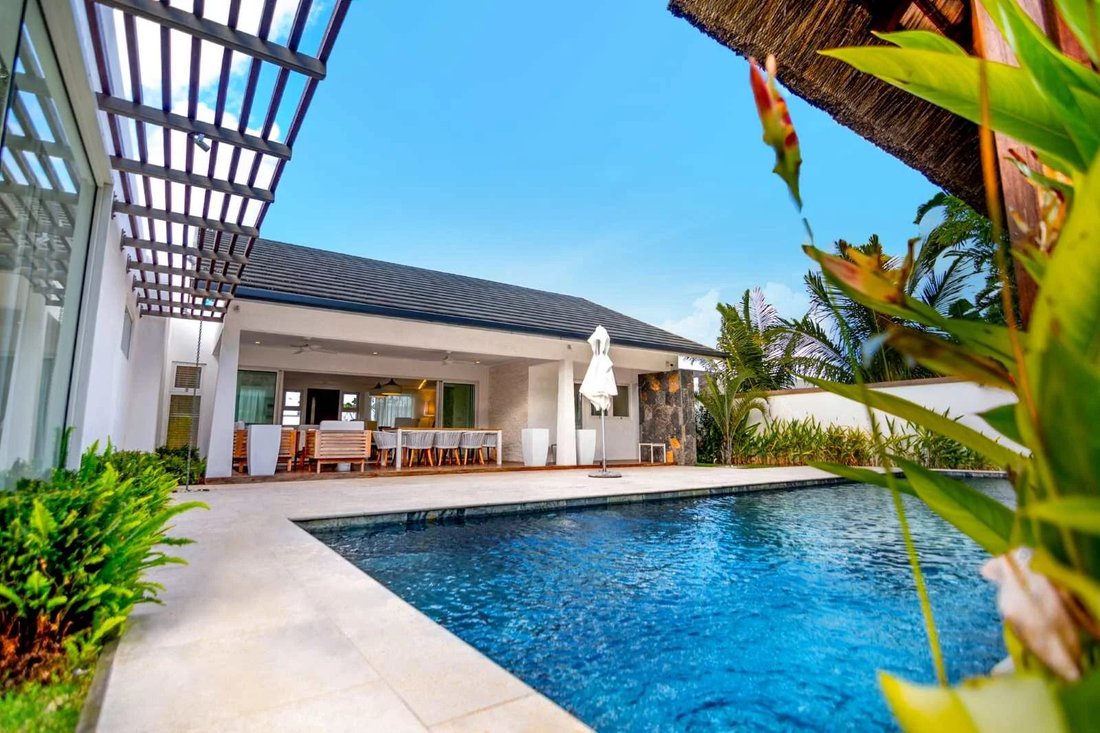 Villa in Grand Baie, Rivière du Rempart District, Mauritius 2 - 14755384